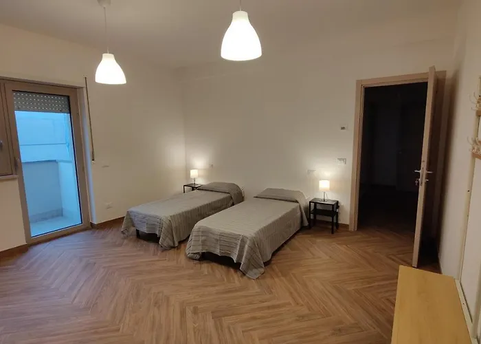 Del Viaggiatore Konukevi LʼAquila